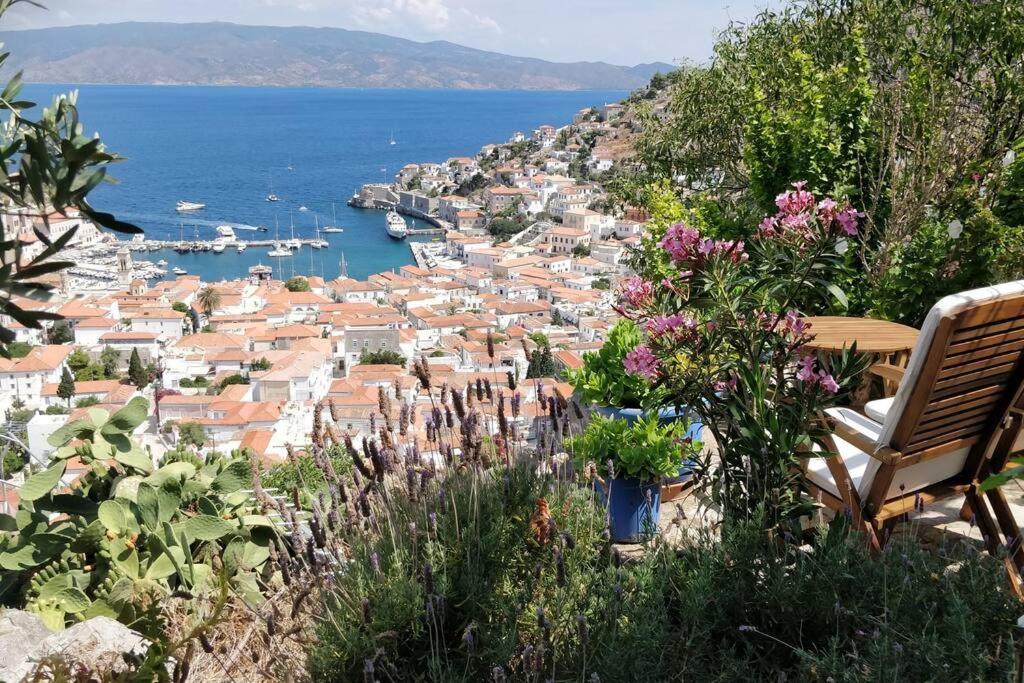 Braxos A Beautiful Rocky Place Hydra  Luaran gambar