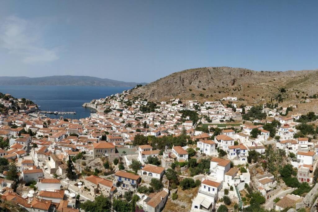 Braxos A Beautiful Rocky Place Hydra  Luaran gambar